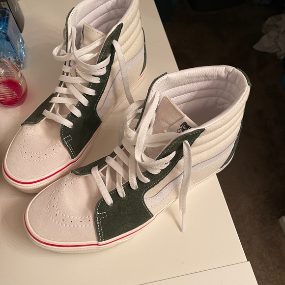 Vans High Tops Green and Cream Suede Sneakers Old Skools - Picture 2 of 11